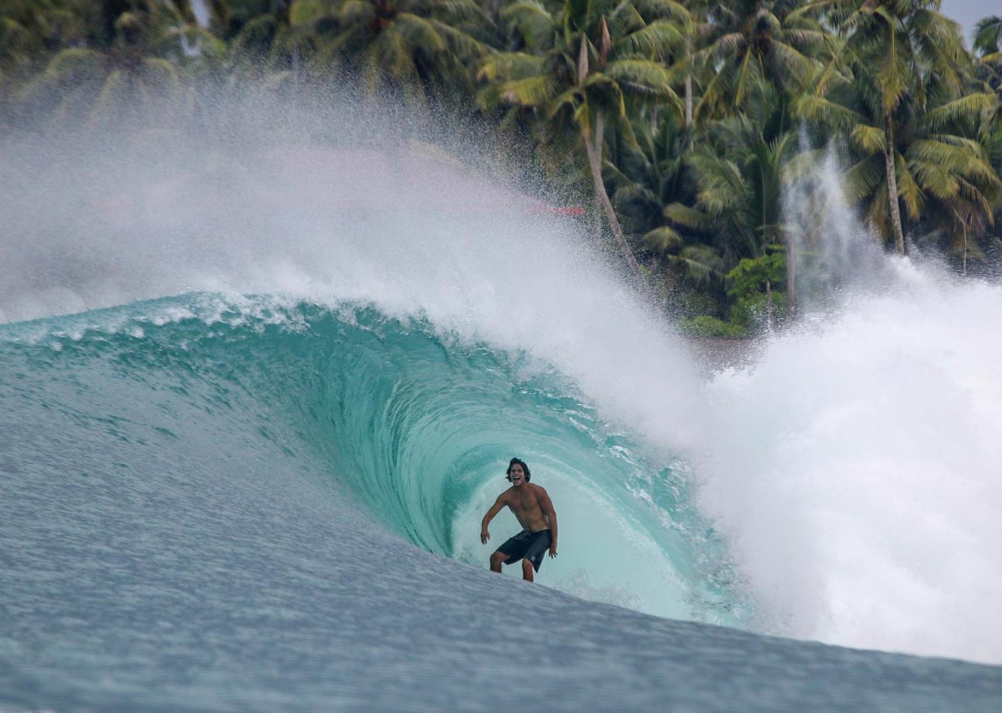 Готель Oseda Nias Surf House Hilibotodane Екстер'єр фото