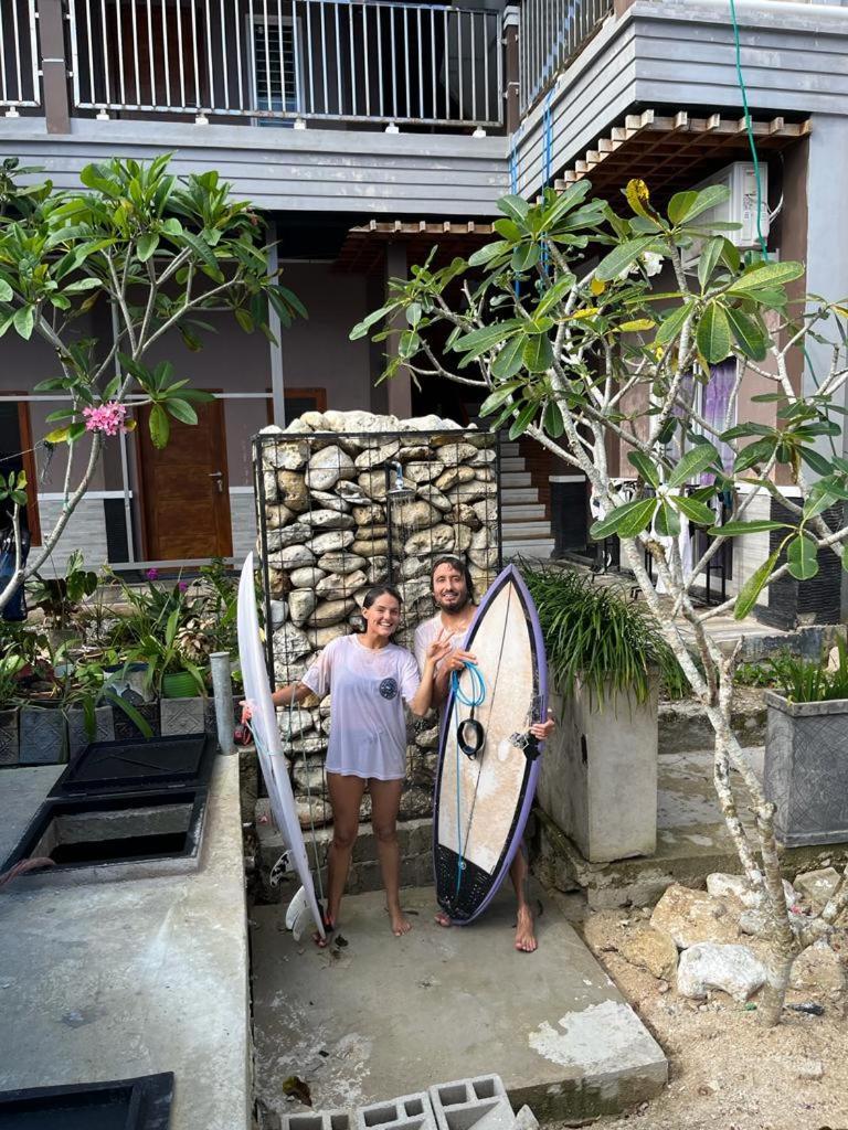 Готель Oseda Nias Surf House Hilibotodane Екстер'єр фото