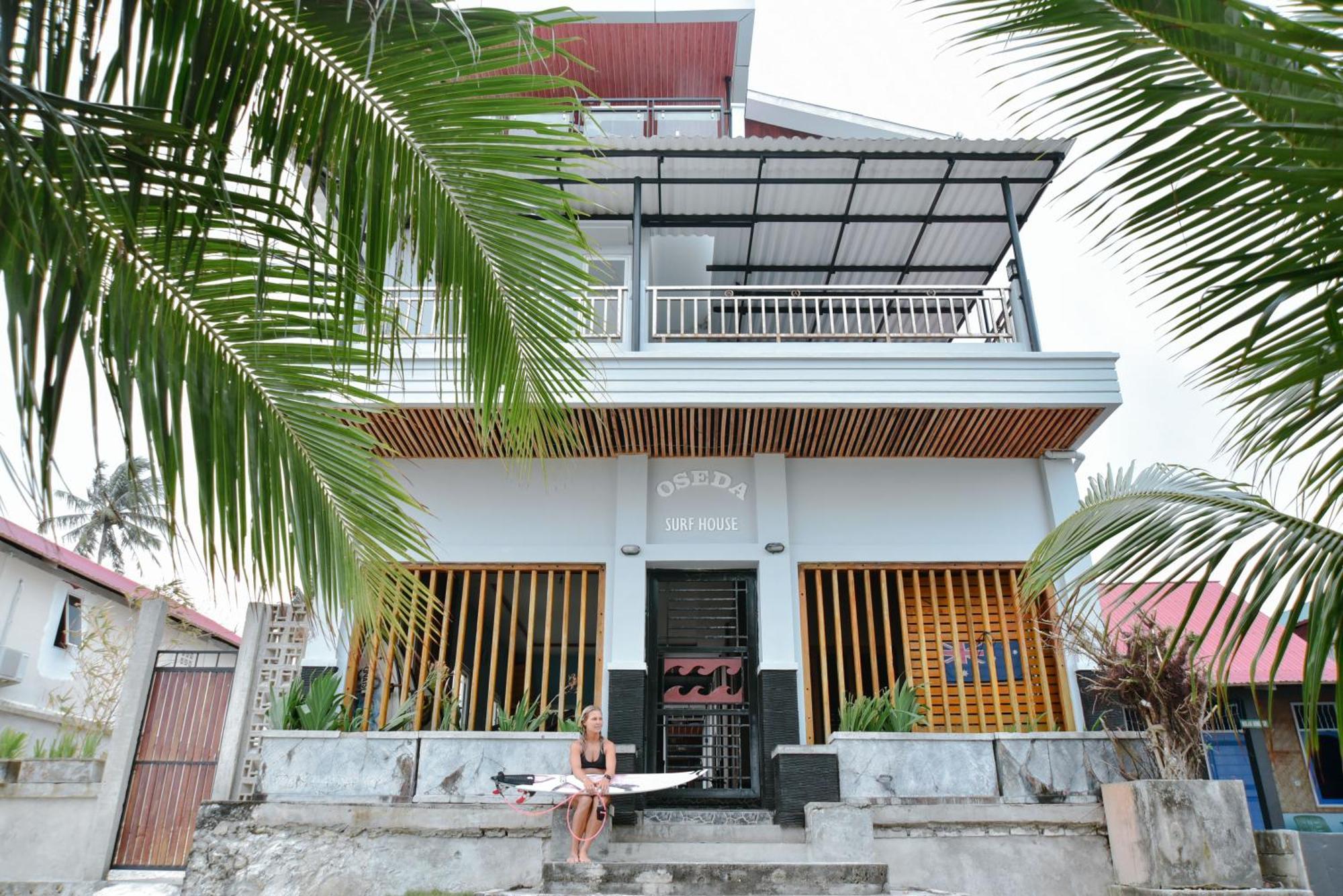 Готель Oseda Nias Surf House Hilibotodane Екстер'єр фото
