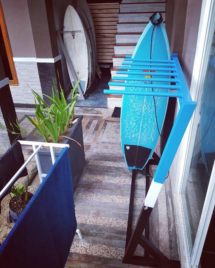 Готель Oseda Nias Surf House Hilibotodane Екстер'єр фото
