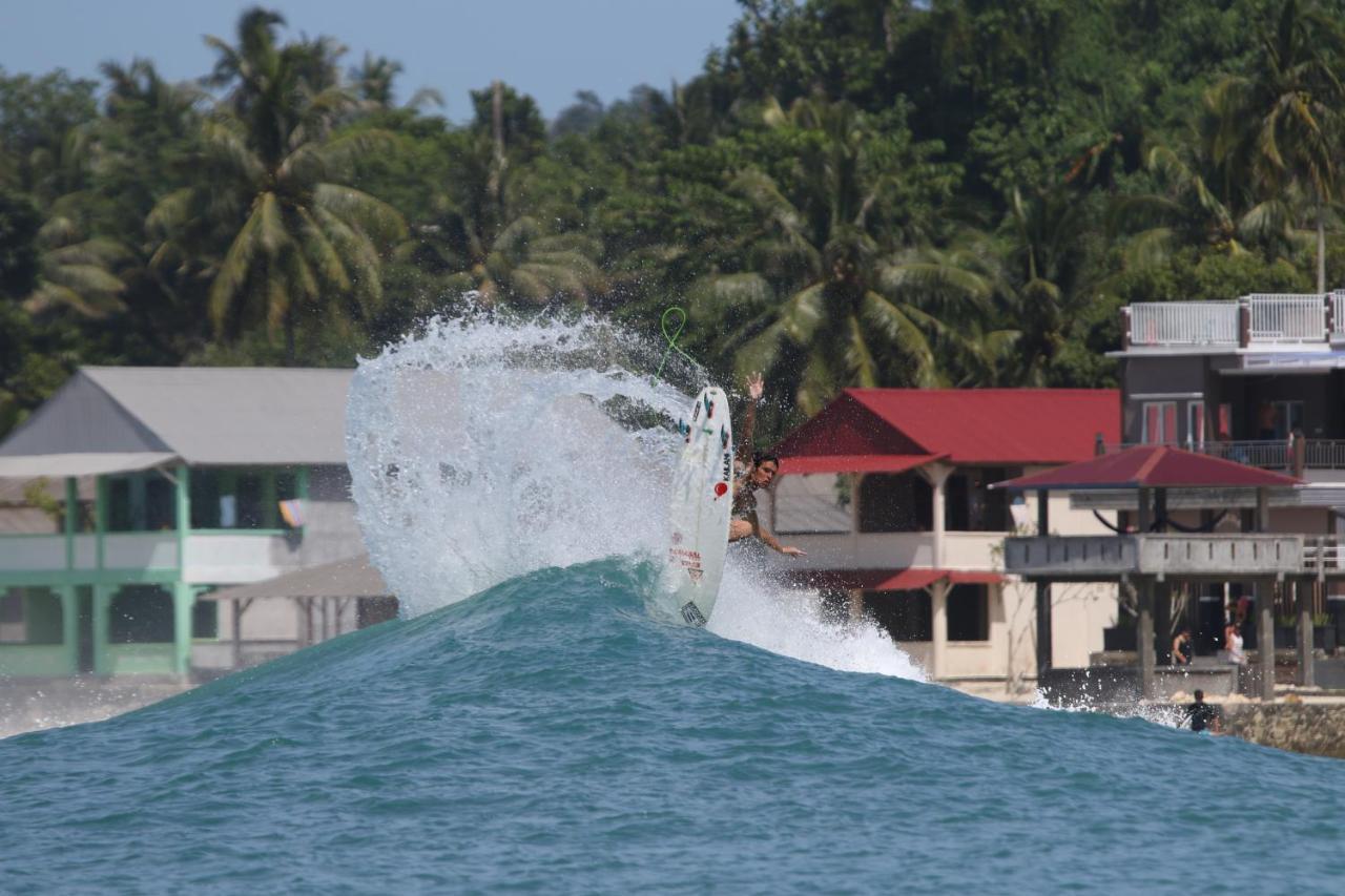 Готель Oseda Nias Surf House Hilibotodane Екстер'єр фото
